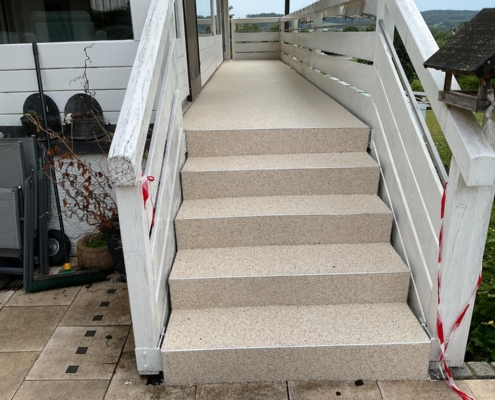 Sanierung Balkon Steinteppich nachher