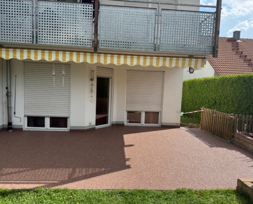 Steinteppich Terrasse nachher