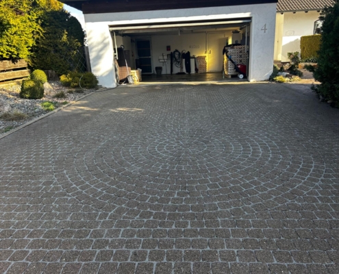Garageneinfahrt nachher Altpflastersanierung