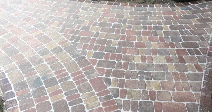 Sanierter weg Sanierter weg nachher Altpflastersanierung